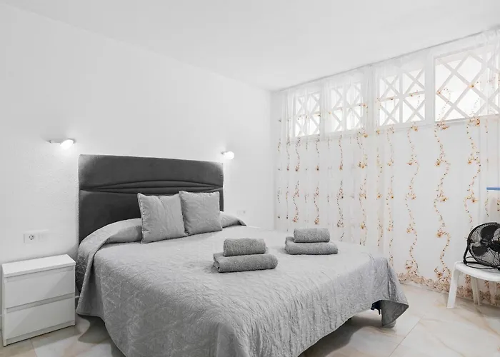 Neptuno Ocean View, Line With Pool