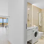 Neptuno Ocean View, Line With Pool Appartement *