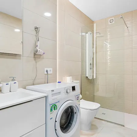 Apartman Neptuno Ocean View, Line With Pool