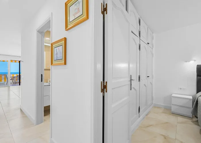 Neptuno Ocean View, Line With Pool *