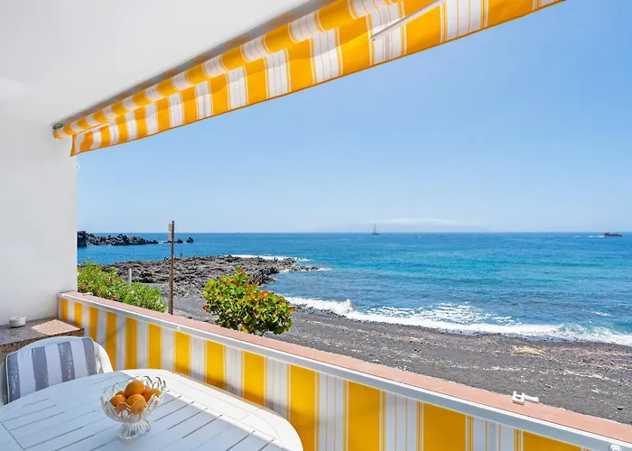 Апартаменты Neptuno Ocean View, Line With Pool