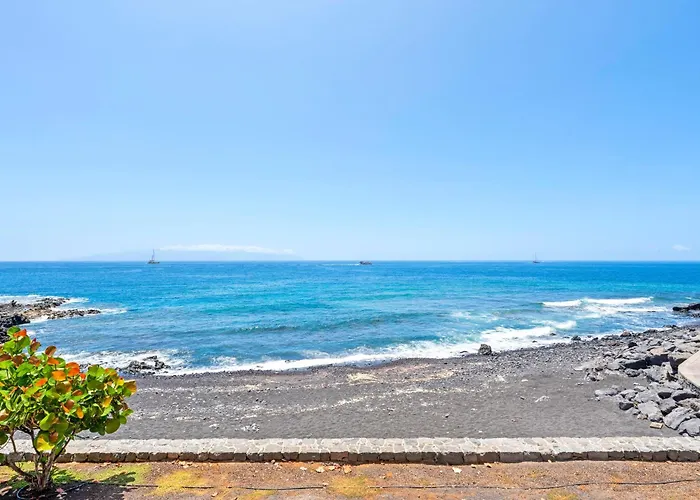 Neptuno Ocean View, Line With Pool Апартаменты